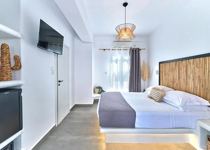 Mersina Exclusive Naoussa