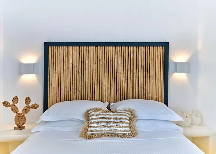 Mersina Exclusive Naousa